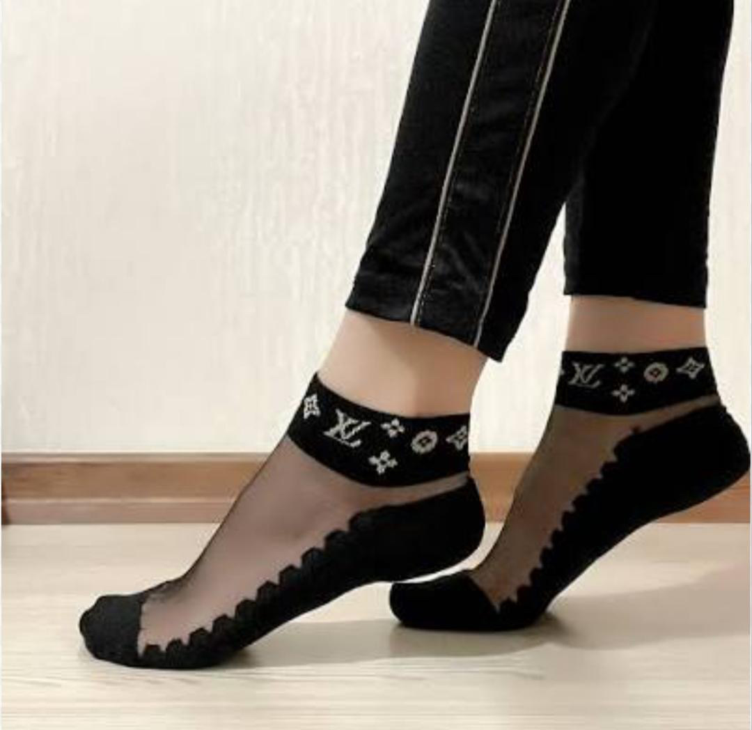 جوراب شیشه ای طرح  LV